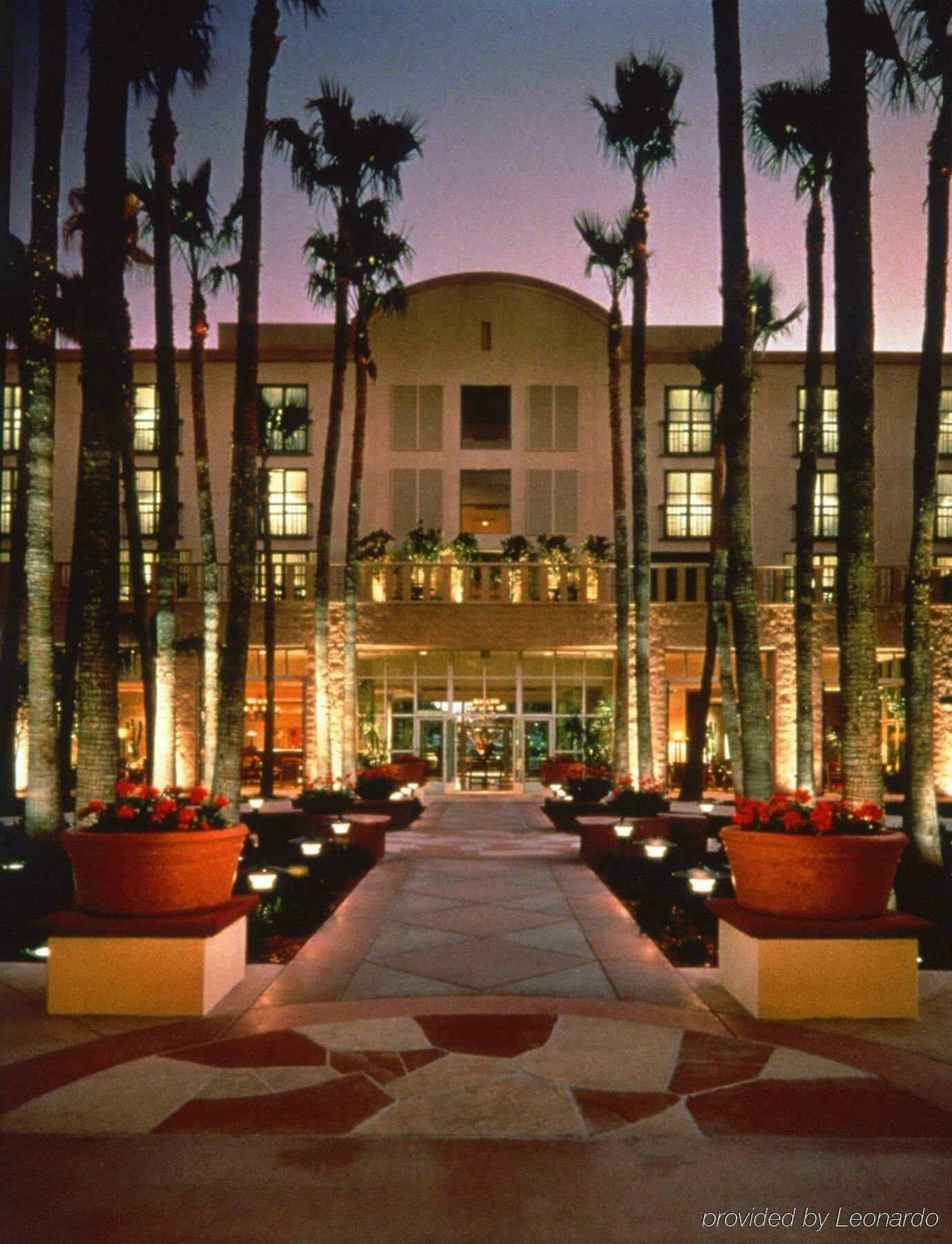 Tempe Mission Palms, A Destination By Hyatt Hotel מראה חיצוני תמונה