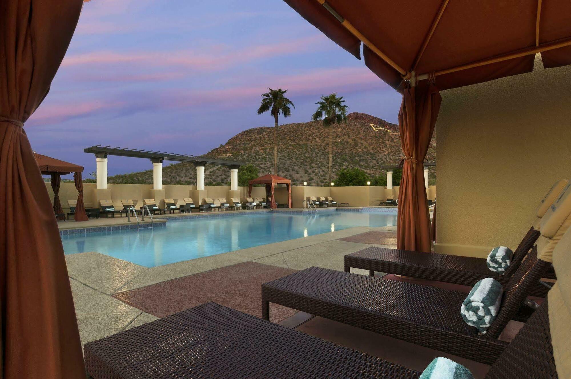מלון Tempe Mission Palms- Destination Fee Includes Parking מראה חיצוני תמונה
